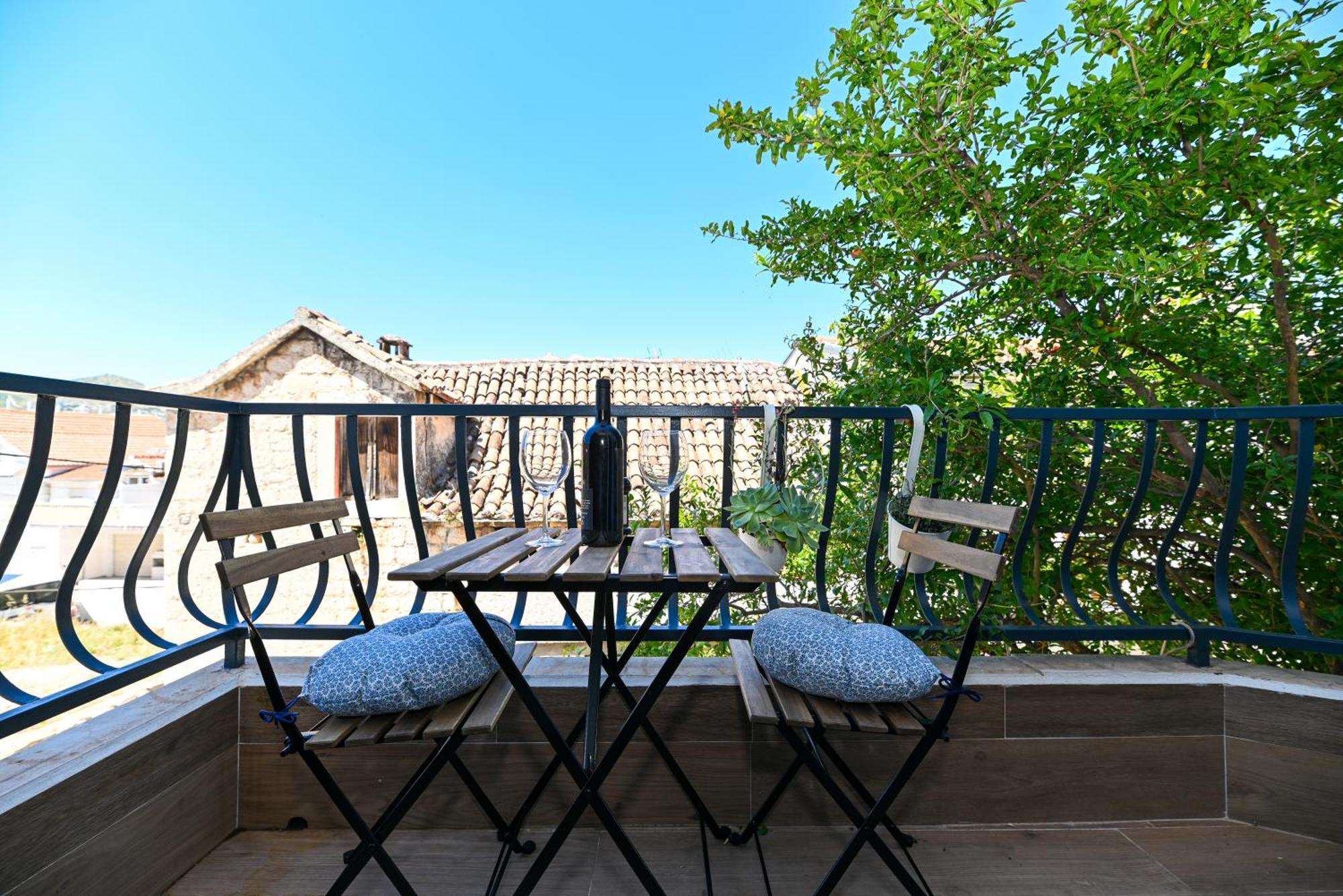 Downtown Apartments Maar Trogir Eksteriør billede