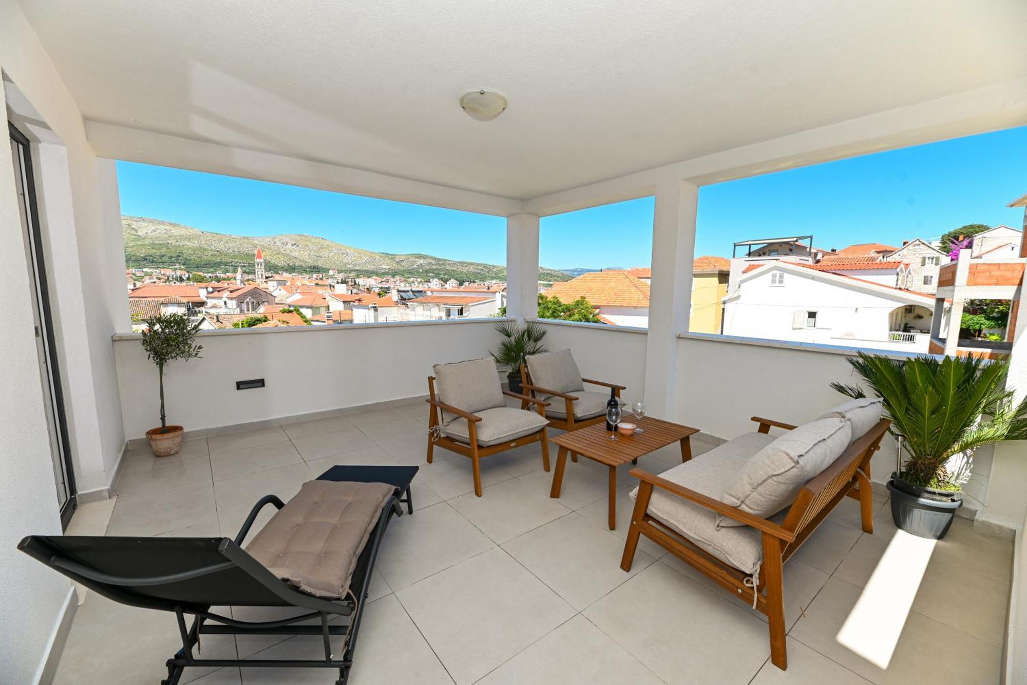 Downtown Apartments Maar Trogir Eksteriør billede