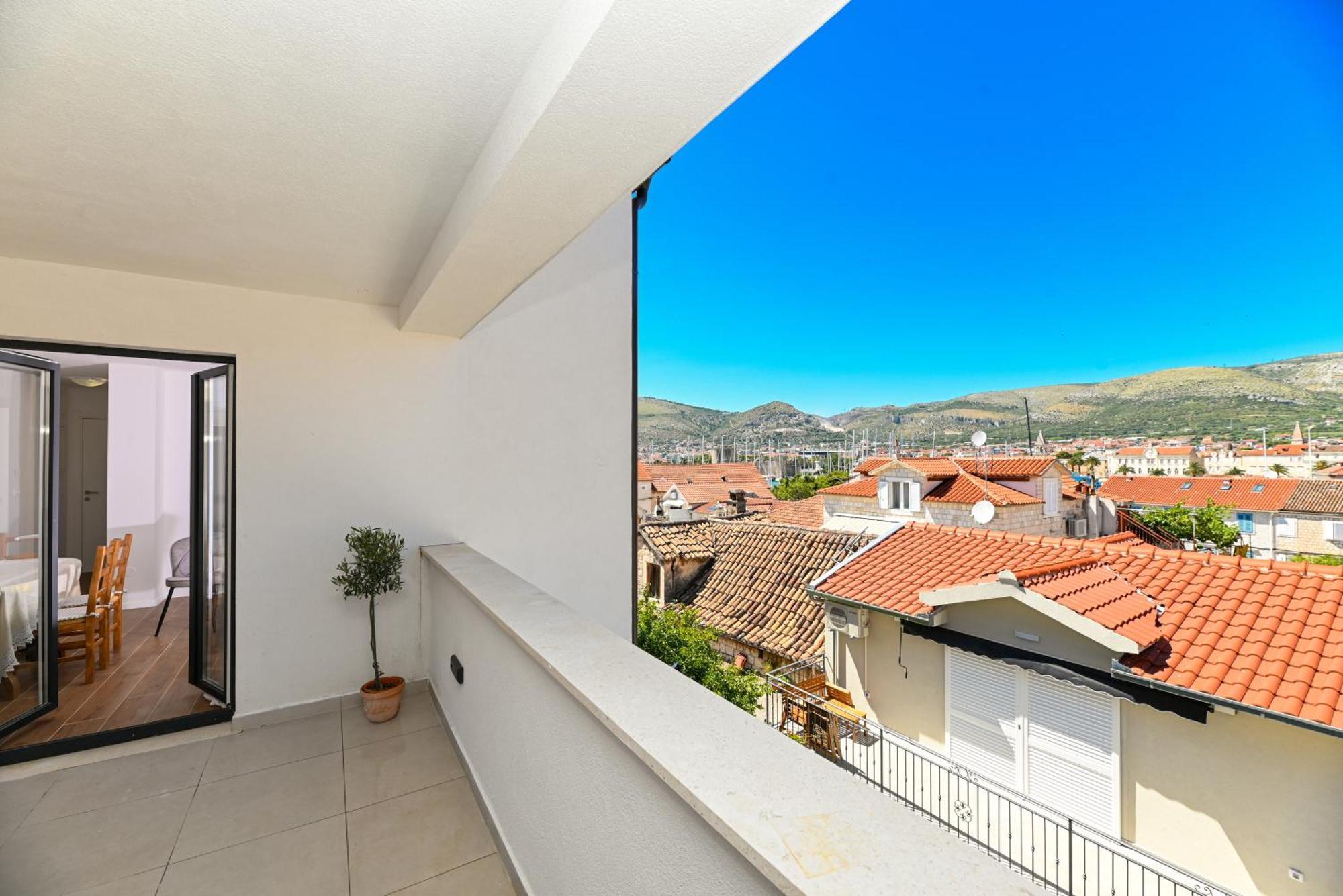 Downtown Apartments Maar Trogir Eksteriør billede