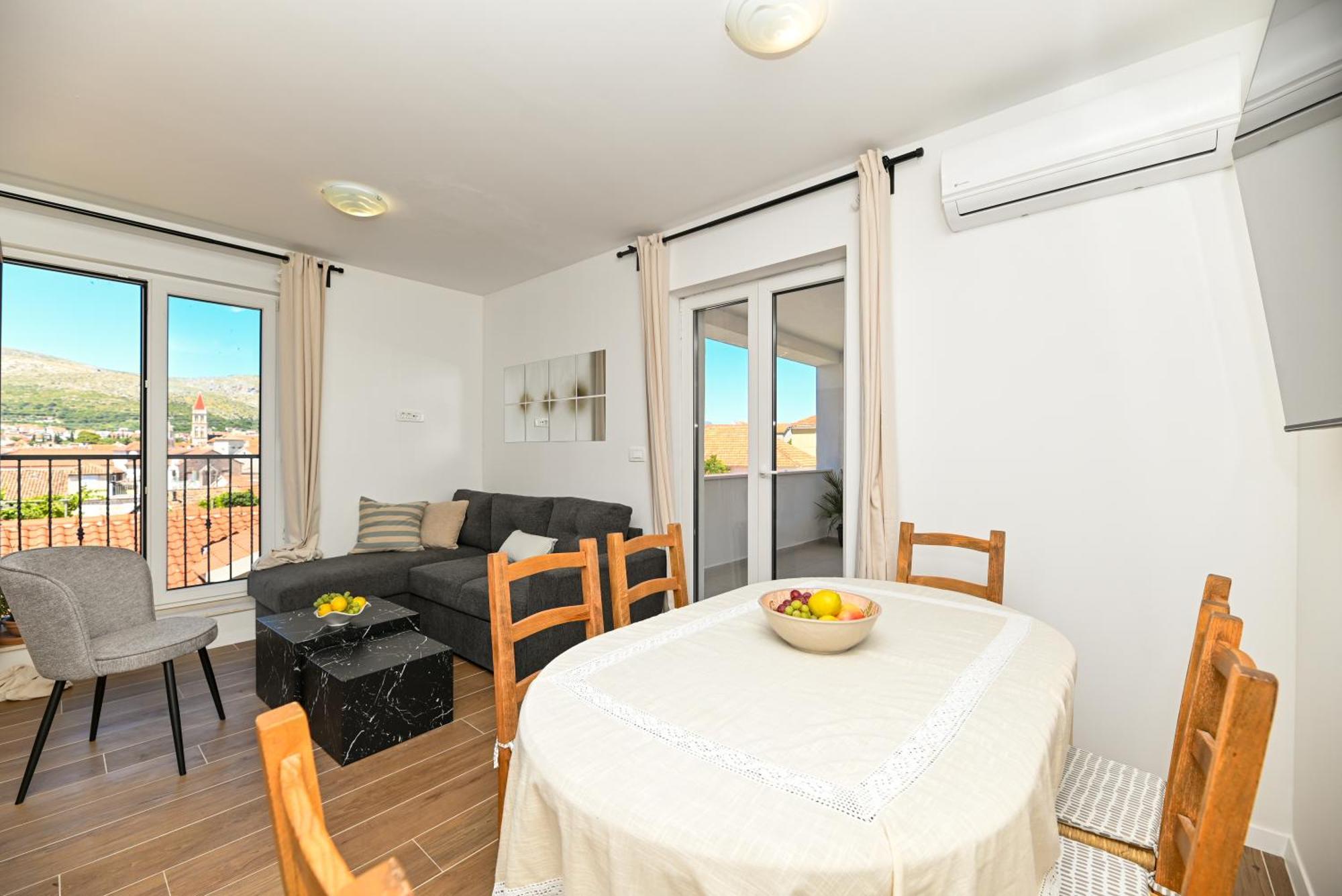 Downtown Apartments Maar Trogir Eksteriør billede