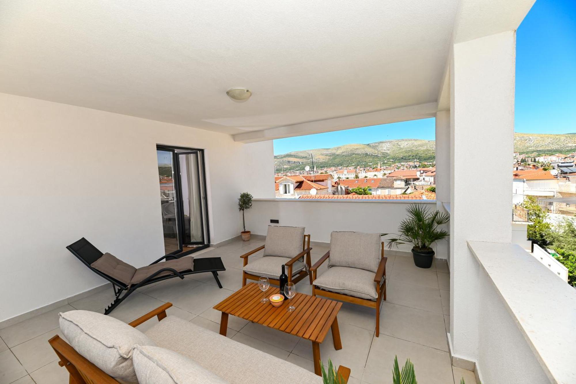 Downtown Apartments Maar Trogir Eksteriør billede